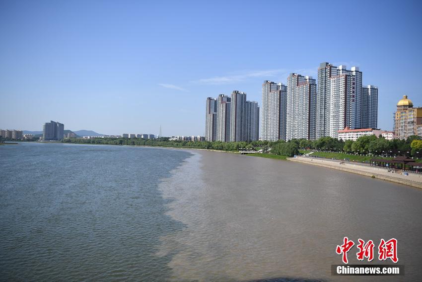 王健林宣布万达重返足球圈 立足青训_云服务器5M带宽