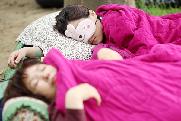 隋炀帝为什么宁可困死江都也不回关陇贵族的老巢？_9929值得买吗