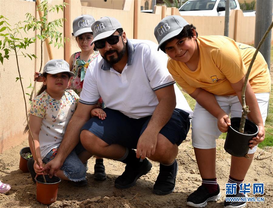 第一个整族脱贫的少数民族_9929持续集成