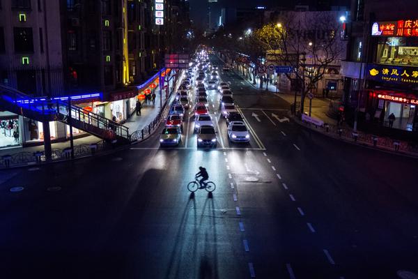 世界各地奇特有趣的房子_CN2服务器远程办公