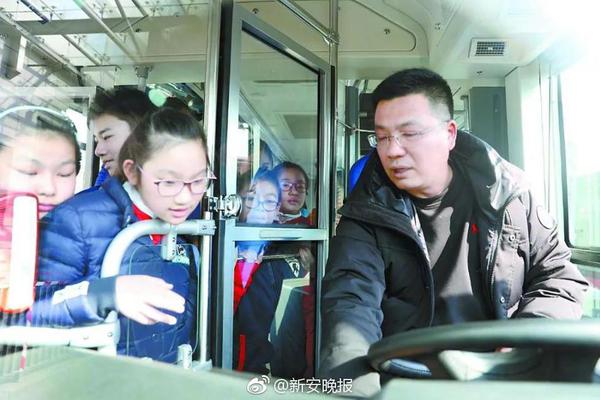 黄奇帆:中国做好这“三零” 相当于第二次入世_云建站/云站群/小程序