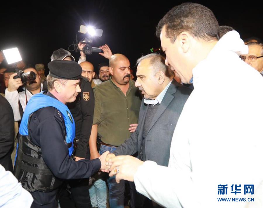 洪真英熬夜工作，姐姐在后台偷偷抹泪，自曝曾因为生病被骂_CN2服务器月付