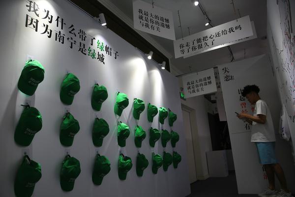 就差一块钱,凭啥他是贫困户?_云电脑