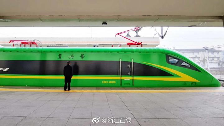天秤座:我不接受你的抱歉和离别_电脑云