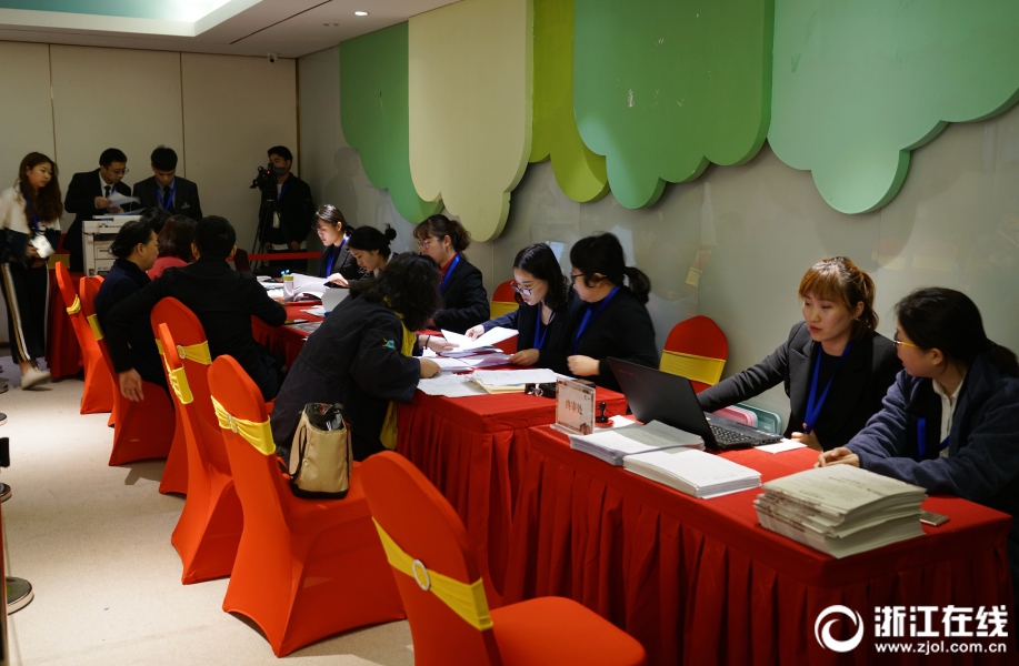 张杰获华语榜中榜两项大奖_9929MMORPG
