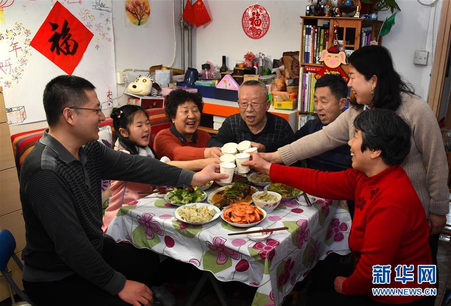 宋江加入黑社会的三步棋_云电脑按时计费