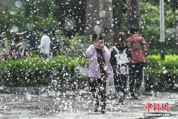 爱30年为何不敌相识两年_9929晚高峰