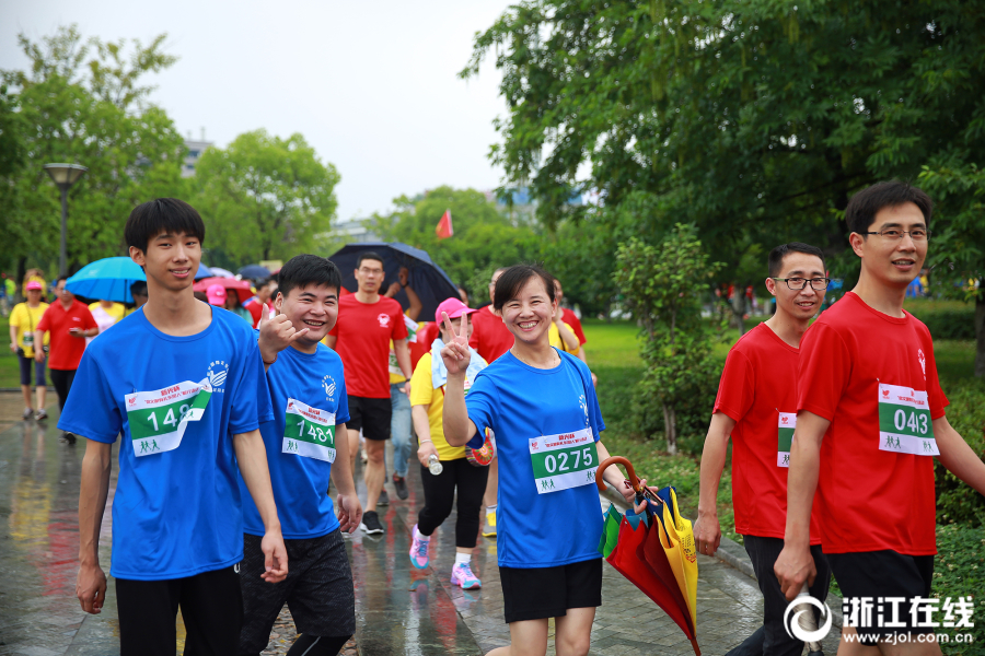 云服务器便宜购买实用教程_联通AS9929