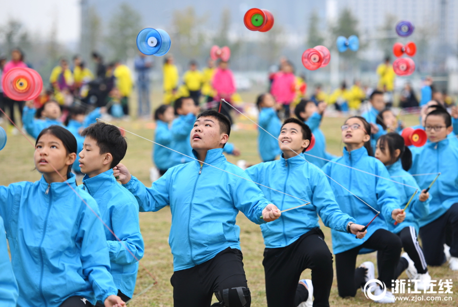 佩雷拉:中国某些政策难以理解 我不知晓武磊要离队_挂机宝不掉线