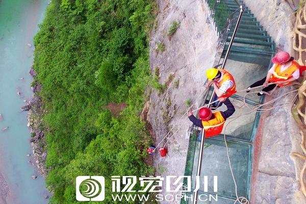 斗破苍穹[会员抢先看]VIP 更新至38集_云服务器2M带宽