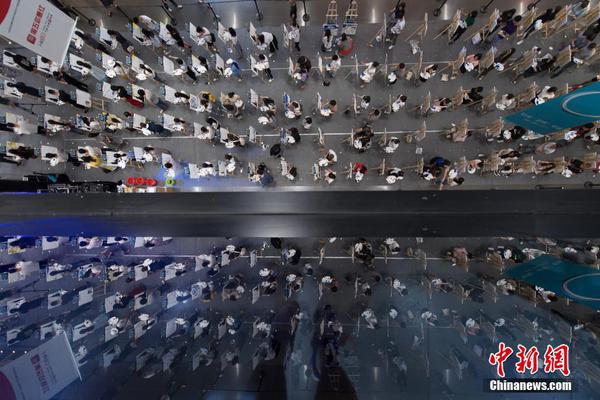 小长假迎来出行高峰 你计划去哪里玩?_云服务器试用
