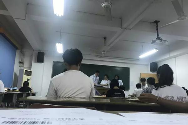 髂胫束不易拉伸 4个方法可缓解其疼痛_跨境云电脑