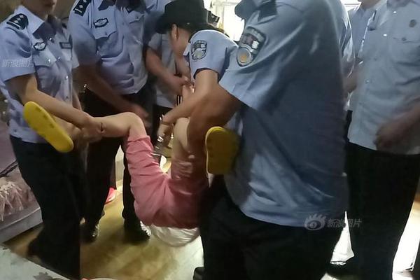 宁波华翔:一汽大众和宁德都均是公司客户_CN2远程开发