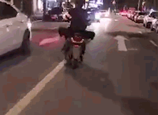 比亚迪唐连撞数车致一死五伤,司机五问比亚迪:刹车为何失效?