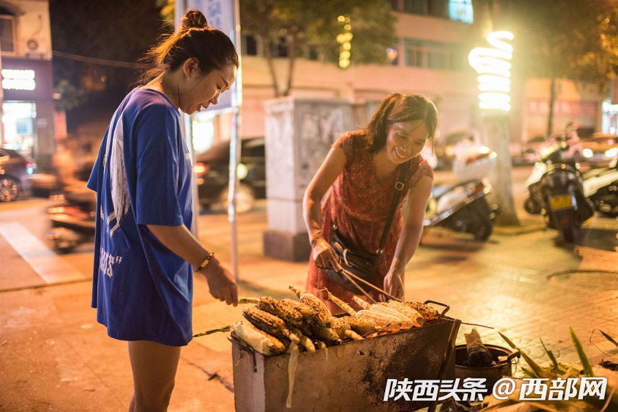 他花了十年时间，拍摄了全世界最美的图书馆_云电脑卡顿解决