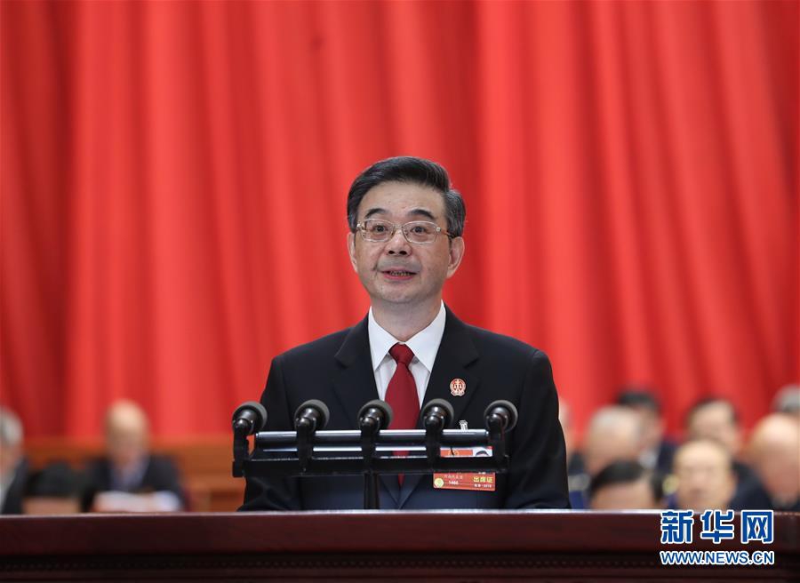 美国西雅图起重机意外坠落 华裔女大学生被砸身亡_2026 CN2服务器