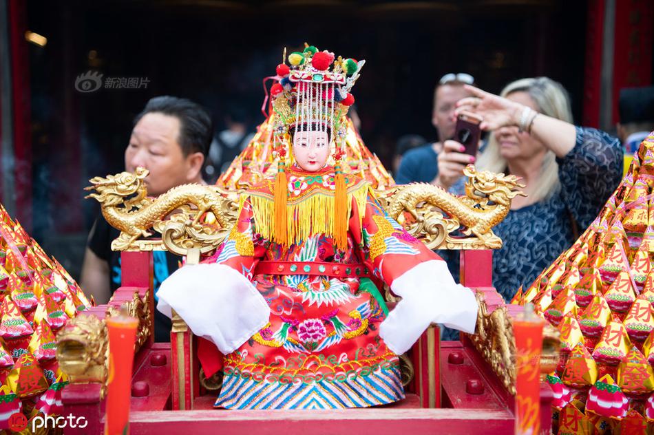 罗永浩认输了:
