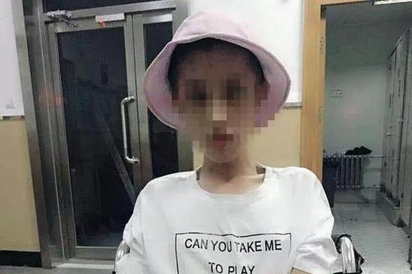 曼联名宿：博格巴总幻想自己世界最佳 需有人敲打他_CN2服务器不绕路