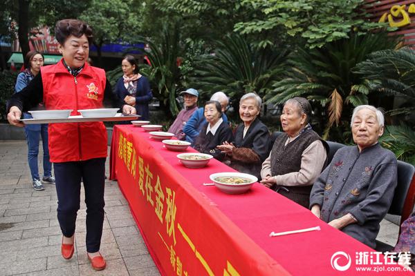多次被“点名”的斗鱼冲击美股IPO:3年亏损22亿元 超八..._云虚拟电脑