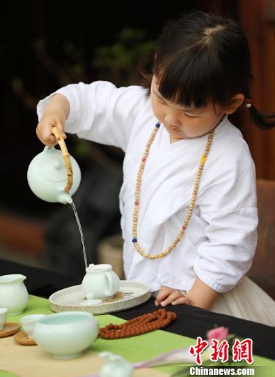 李佳琦力荐控油妆前乳_挂机宝CN2