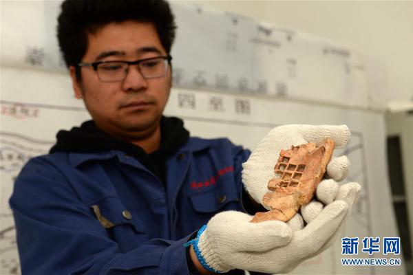 曼联丢掉争四的最后希望_云服务器续费3折