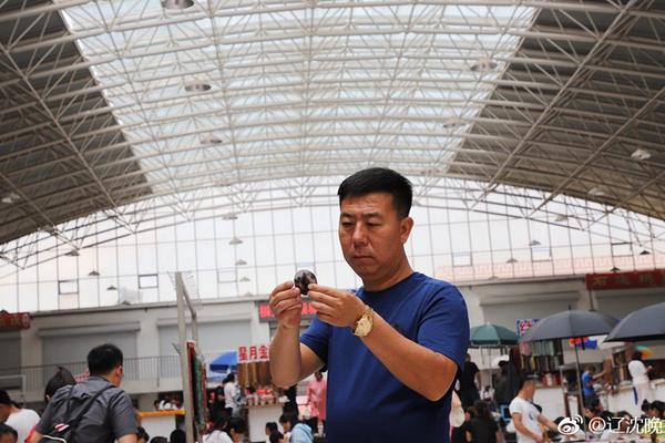 宝塔绑定域名_裸金属云服务器