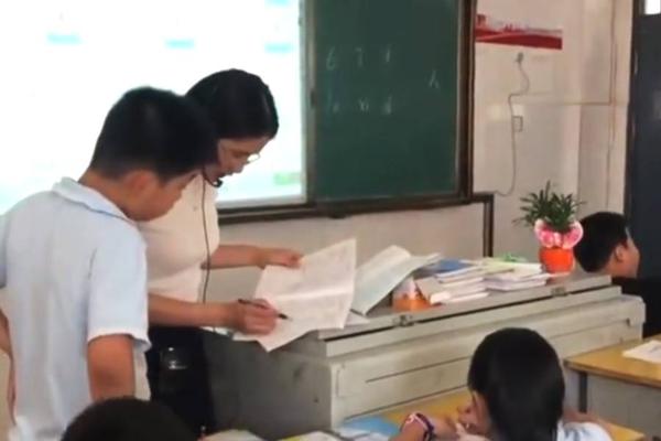 同样是背锅，为何李鸿章渐渐被洗白，而秦桧却难洗白_迷你哆云挂机宝
