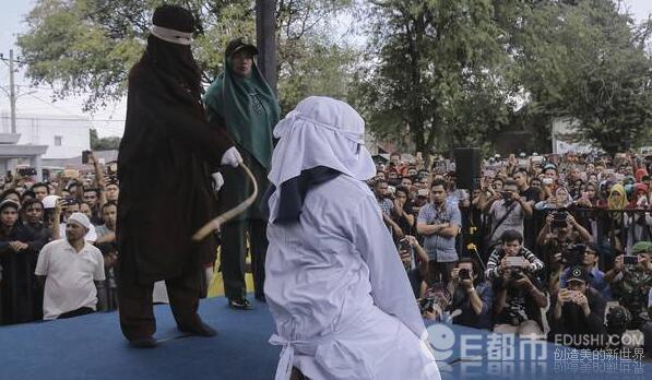 辽宁遭暴雨侵袭致城市内涝 紧急转移12万人_云电脑实时同步