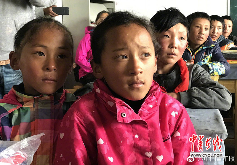 吴怀尧：明星作家榜首富是他_教育云电脑