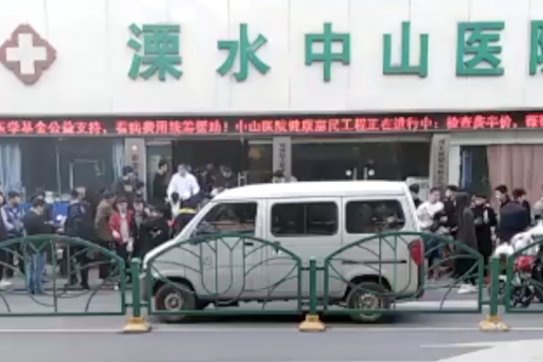 夺冠后马龙大喊的这句英文冲上热搜第一 网友留言亮了_倚天云服务器