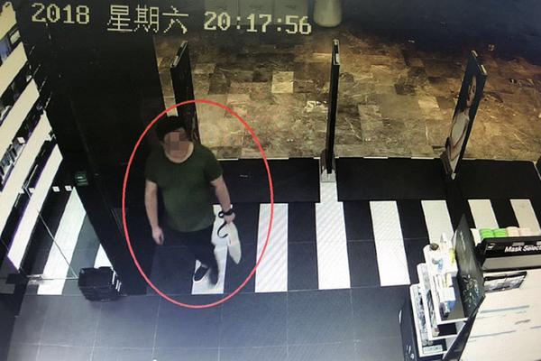 两月市值蒸发2600亿美元 苹果时代已落幕在即?_9929中美专线