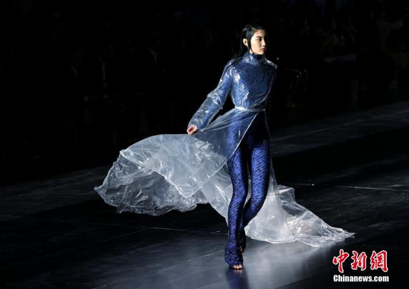 为什么大家都爱买“可乐圈”？_9929金融交易