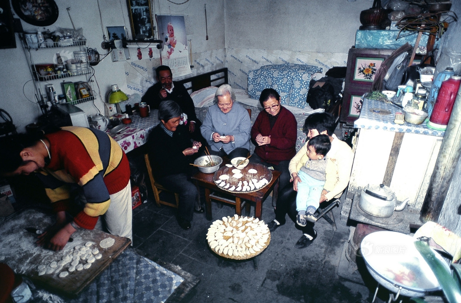 做青年的知心人热心人引路人 习近平这样要求_挂机宝租用
