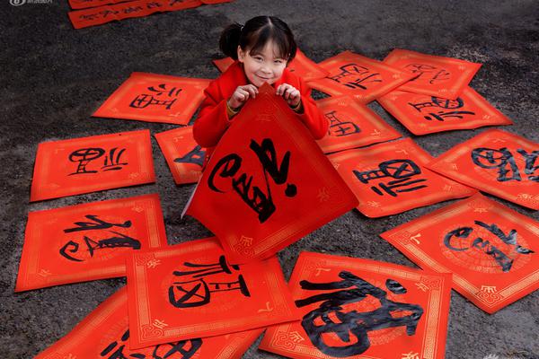 杨幂炸臭豆腐邓伦泡脚_CN2数据备份