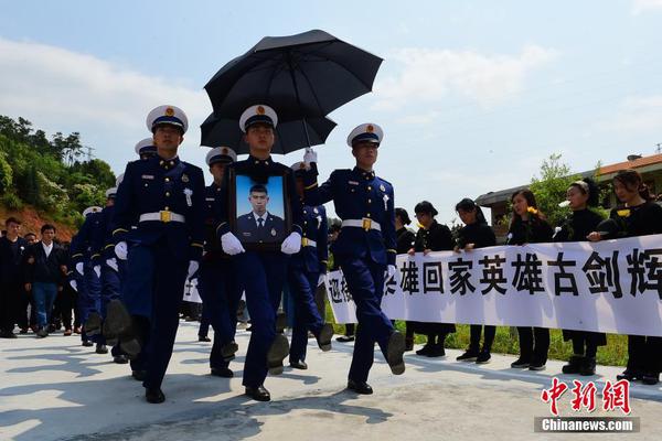 诗佳秀善蕙润防晒亮彩气垫粉底评测