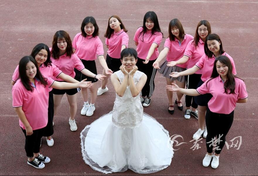 “家轿王”换代 日产新轩逸_CN2服务器数据库