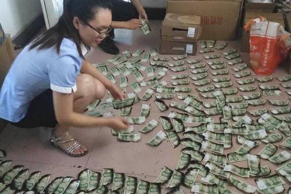 领导最恨这“三大嘴欠”,你再有能力,领导也不会重用_CN2 GT服务器价格