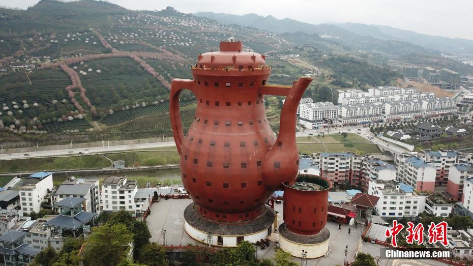 实拍派出所24小时：小伙嫌女友打游戏太吵要自杀，都是鸡毛蒜皮_挂机宝淘客